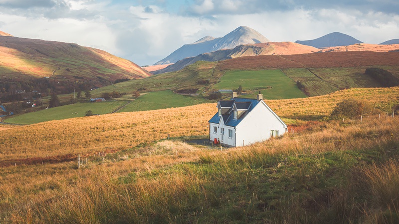 Remote House with Internet